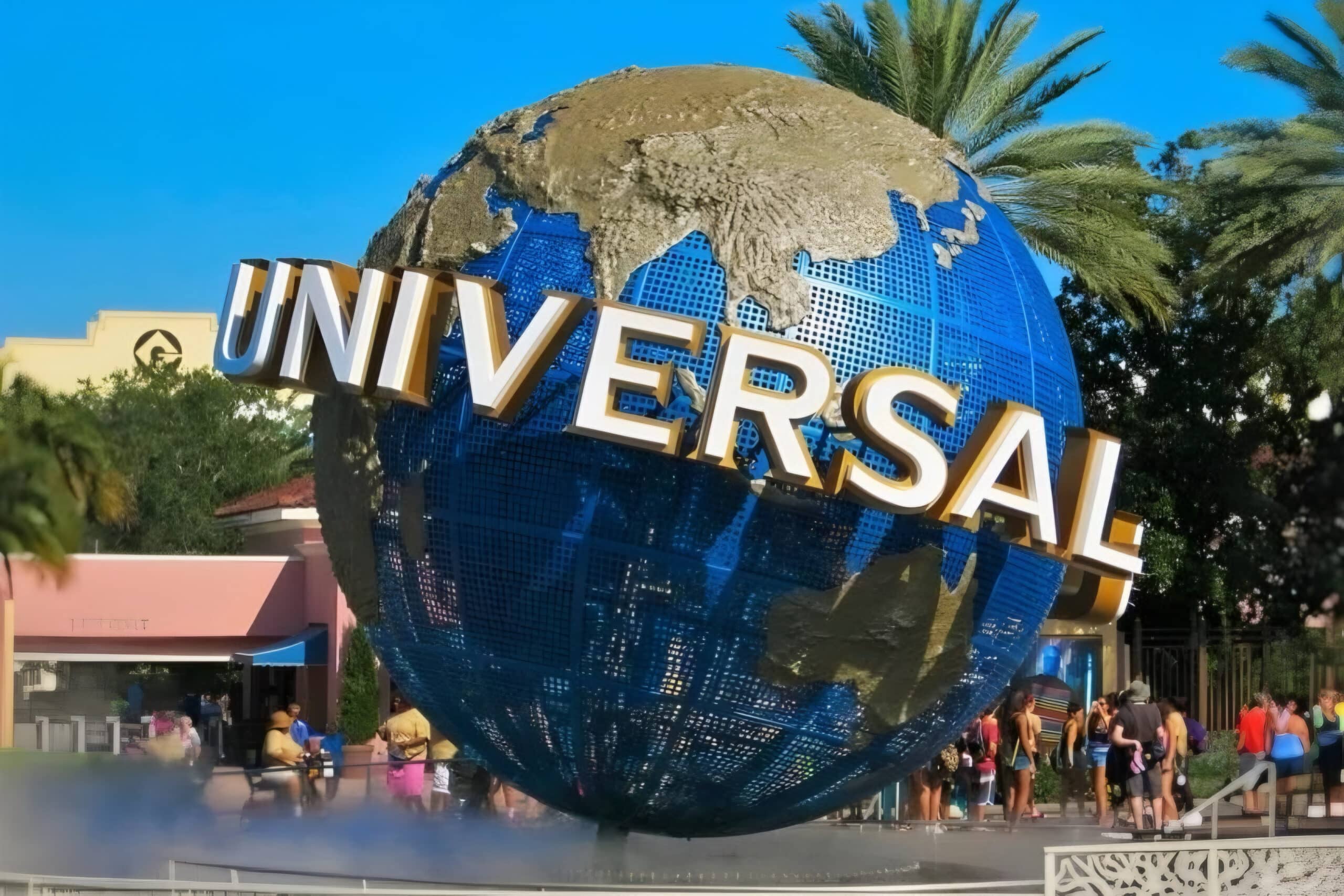 Universal sign in Orlando, charity auction travel packages, vacation fundraising, travel fundraising, auction packages for nonprofits, trips for fundraising, auction travel packages, auction vacation packages, auction packages