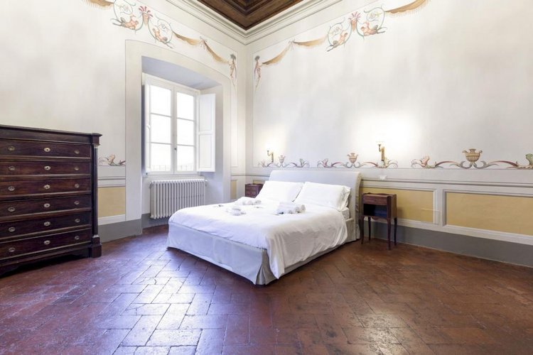 Tuscany hotel room, fundraising ideas, charity ideas, silent auction items, travel fundraising events