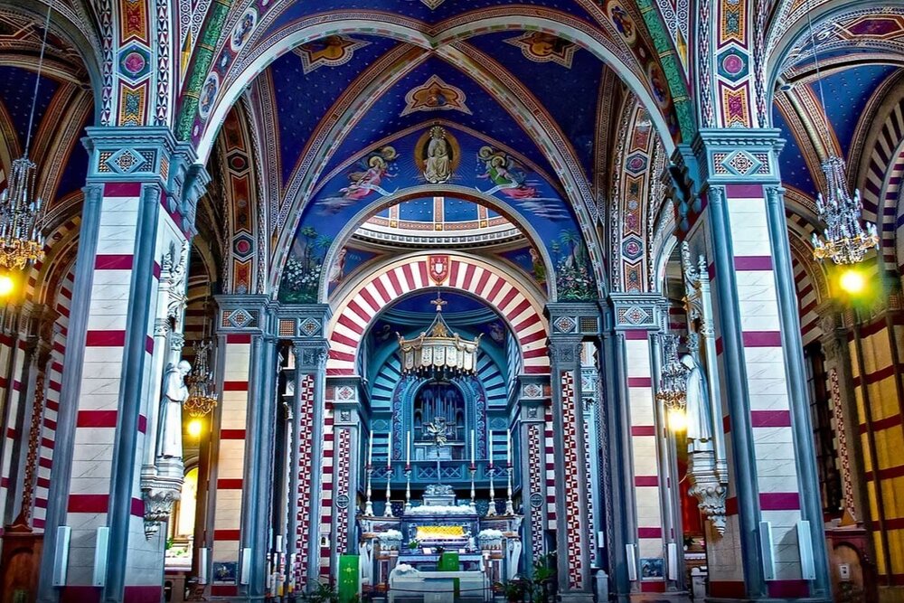 Building in Tuscany, fundraising ideas, charity ideas, silent auction items, travel fundraising events