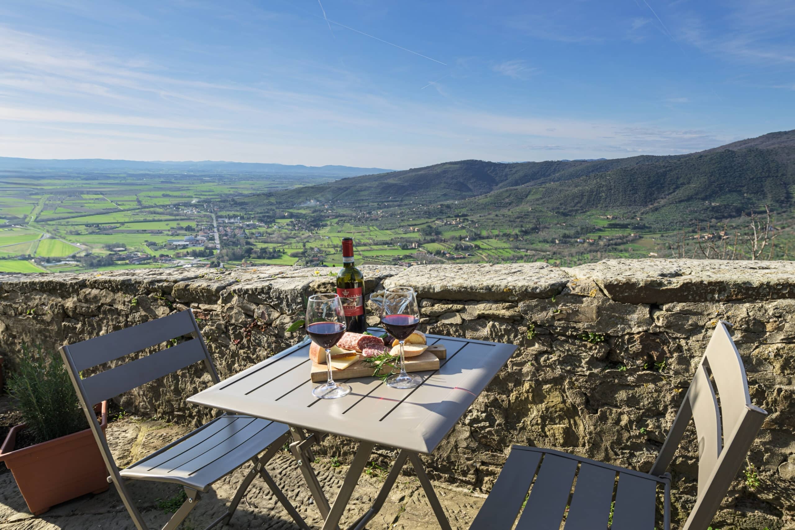 Tuscany, vacation fundraising, fundraising ideas, charity ideas, silent auction items, travel fundraising events