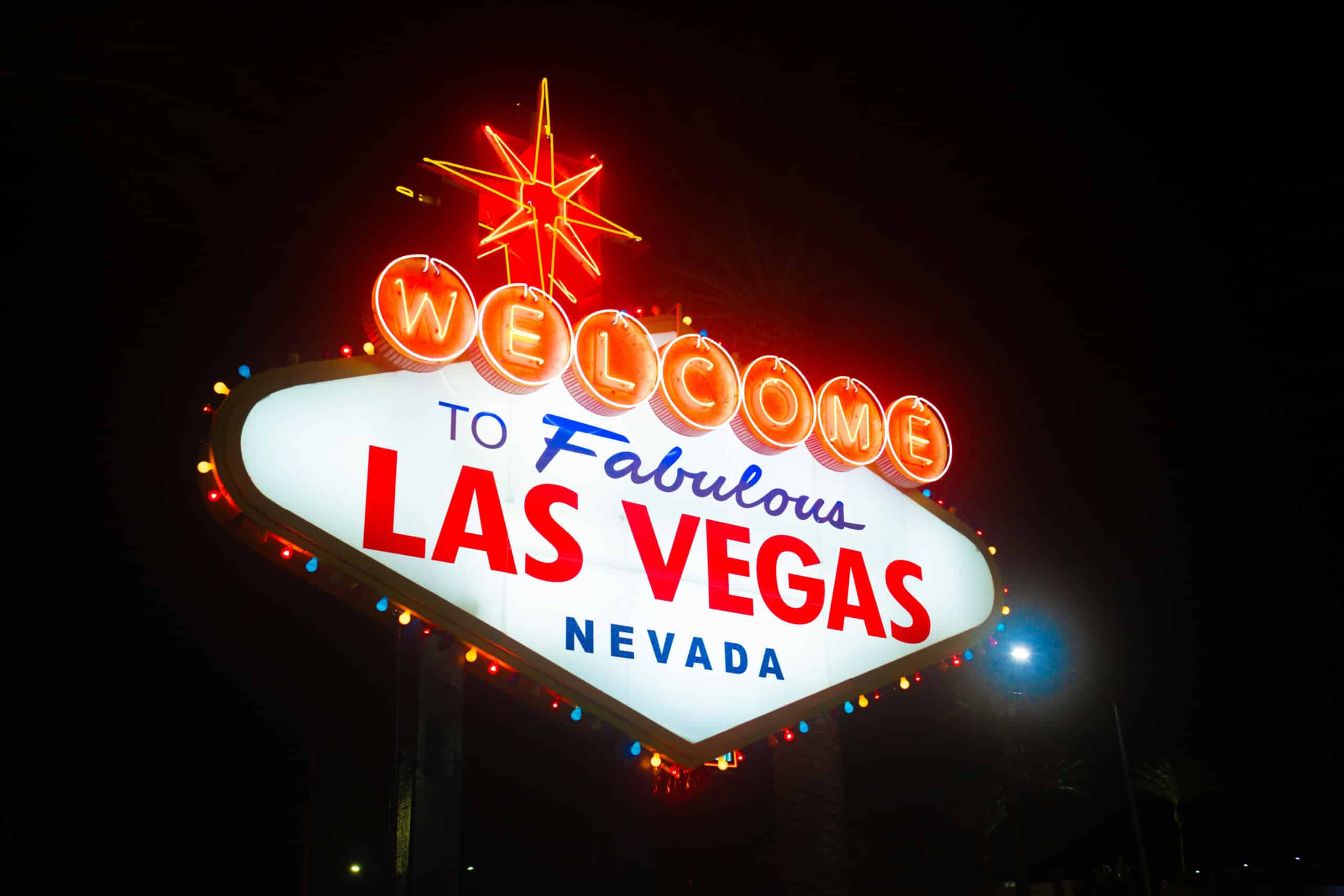 Las Vegas sign, charity auction travel packages, vacation fundraising, travel fundraising, fundraising ideas, charity ideas, silent auction items, travel fundraising events