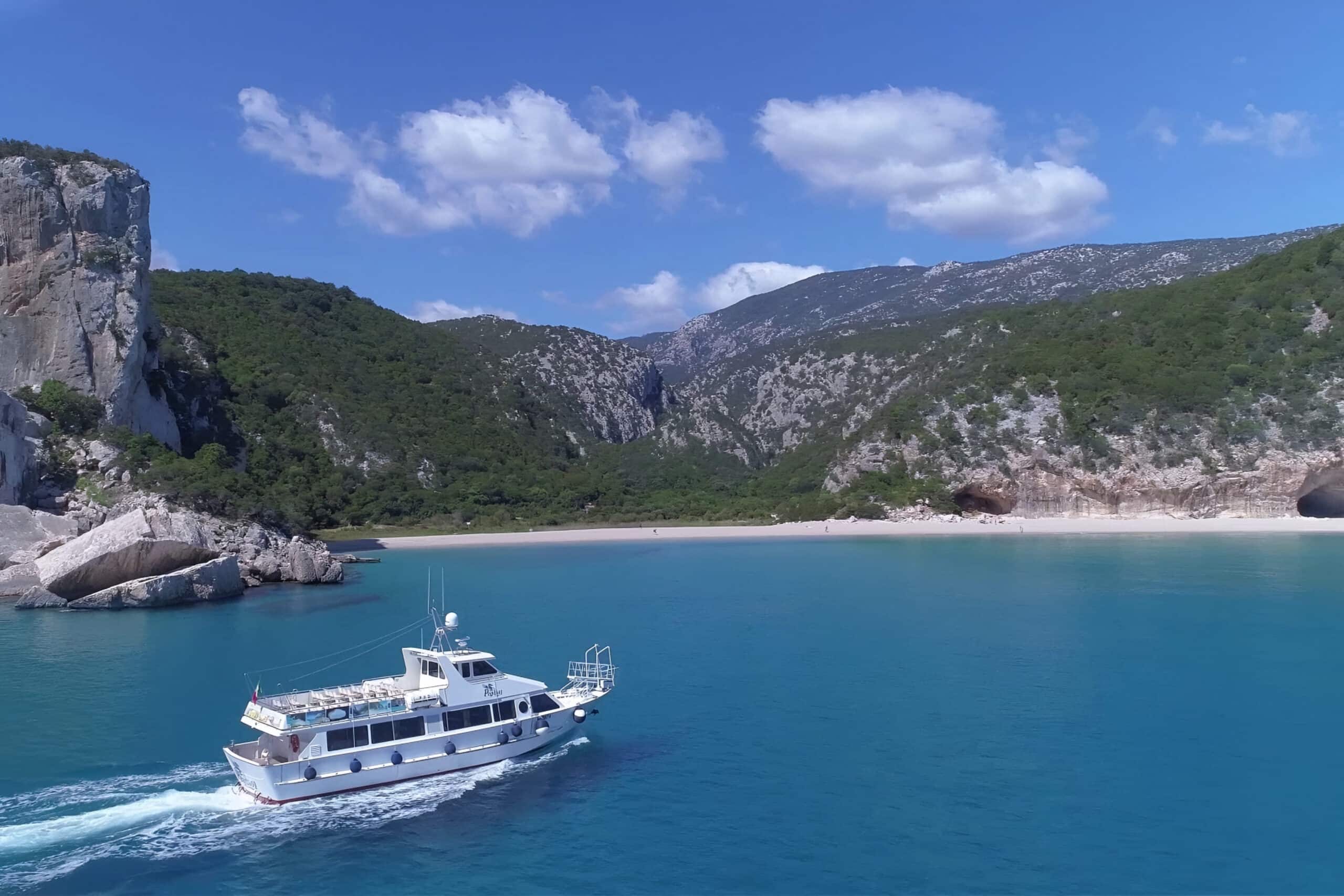 Sardinia ocean, charity auction travel packages, vacation fundraising, travel fundraising, fundraising ideas, charity ideas, silent auction items, travel fundraising events