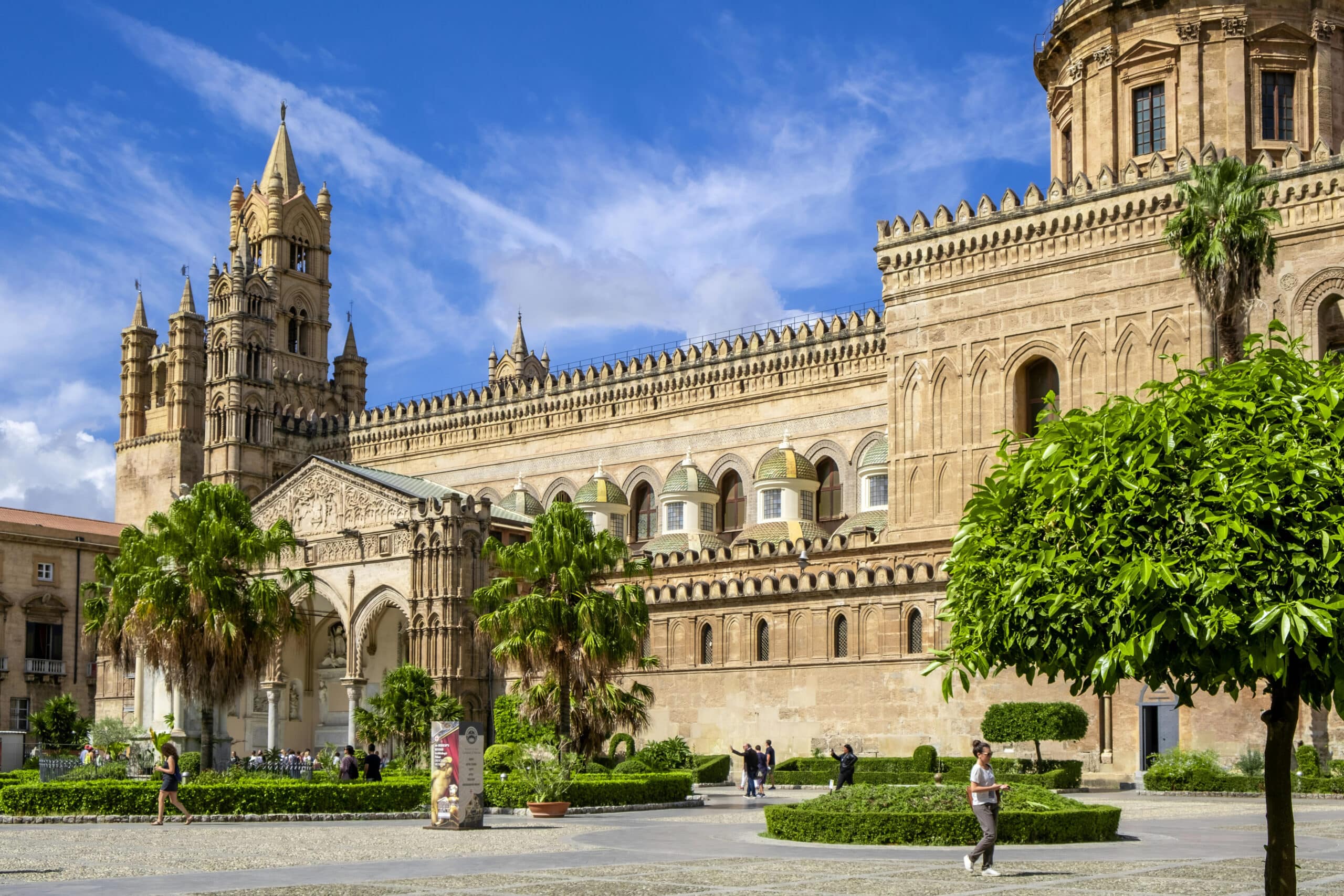 Sicily old buildings, charity auction travel packages, vacation fundraising, travel fundraising, fundraising ideas, charity ideas, silent auction items, travel fundraising events