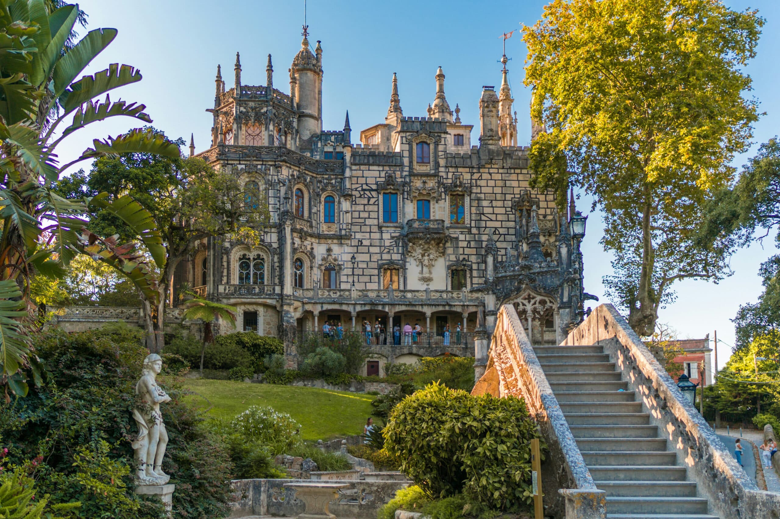 Portugal castle, charity auction travel packages, vacation fundraising, travel fundraising, fundraising ideas, charity ideas, silent auction items, travel fundraising events