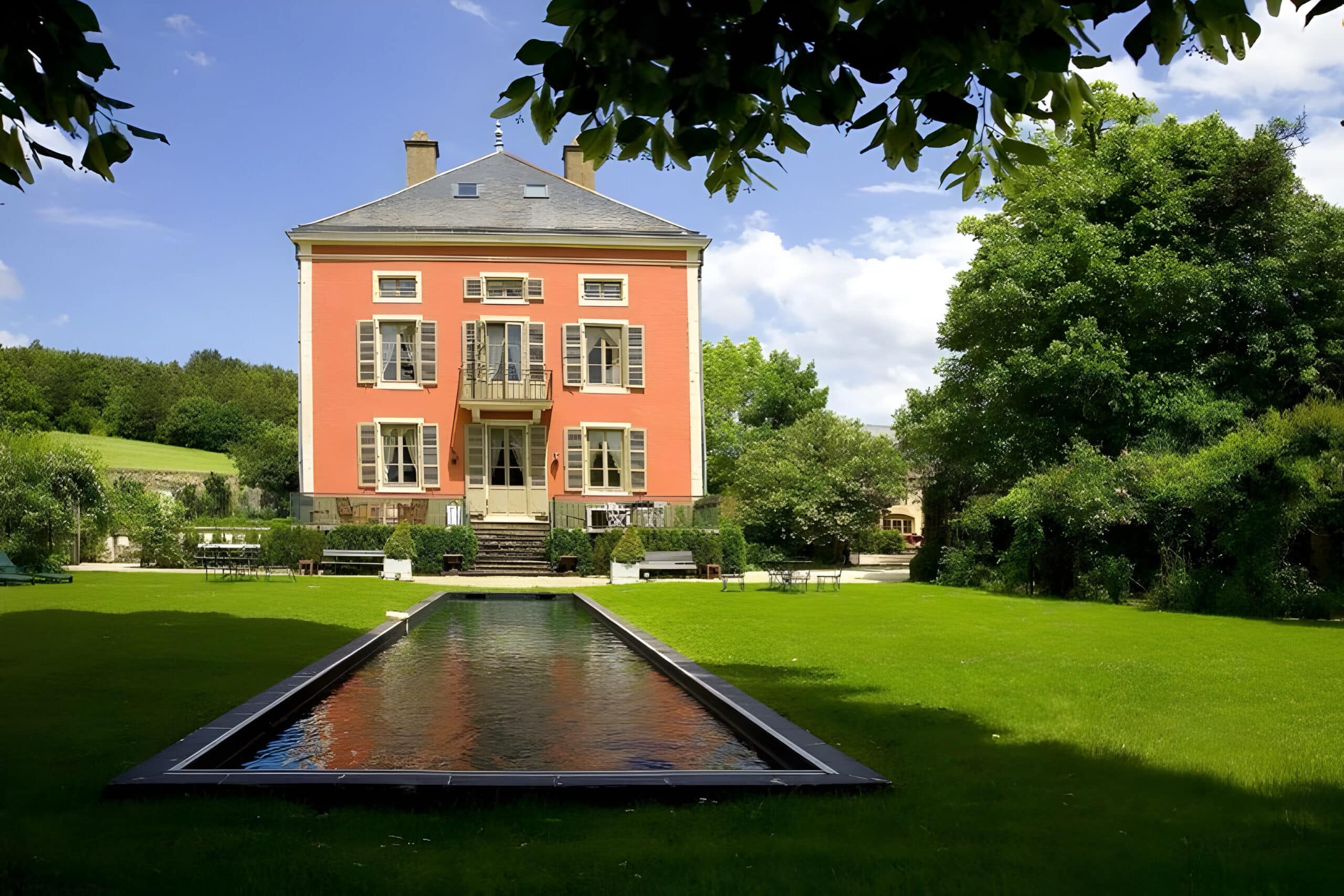 pool in front of home in Fairytale Burgundy, charity auction travel packages, vacation fundraising, travel fundraising, fundraising ideas, charity ideas, silent auction items, travel fundraising events