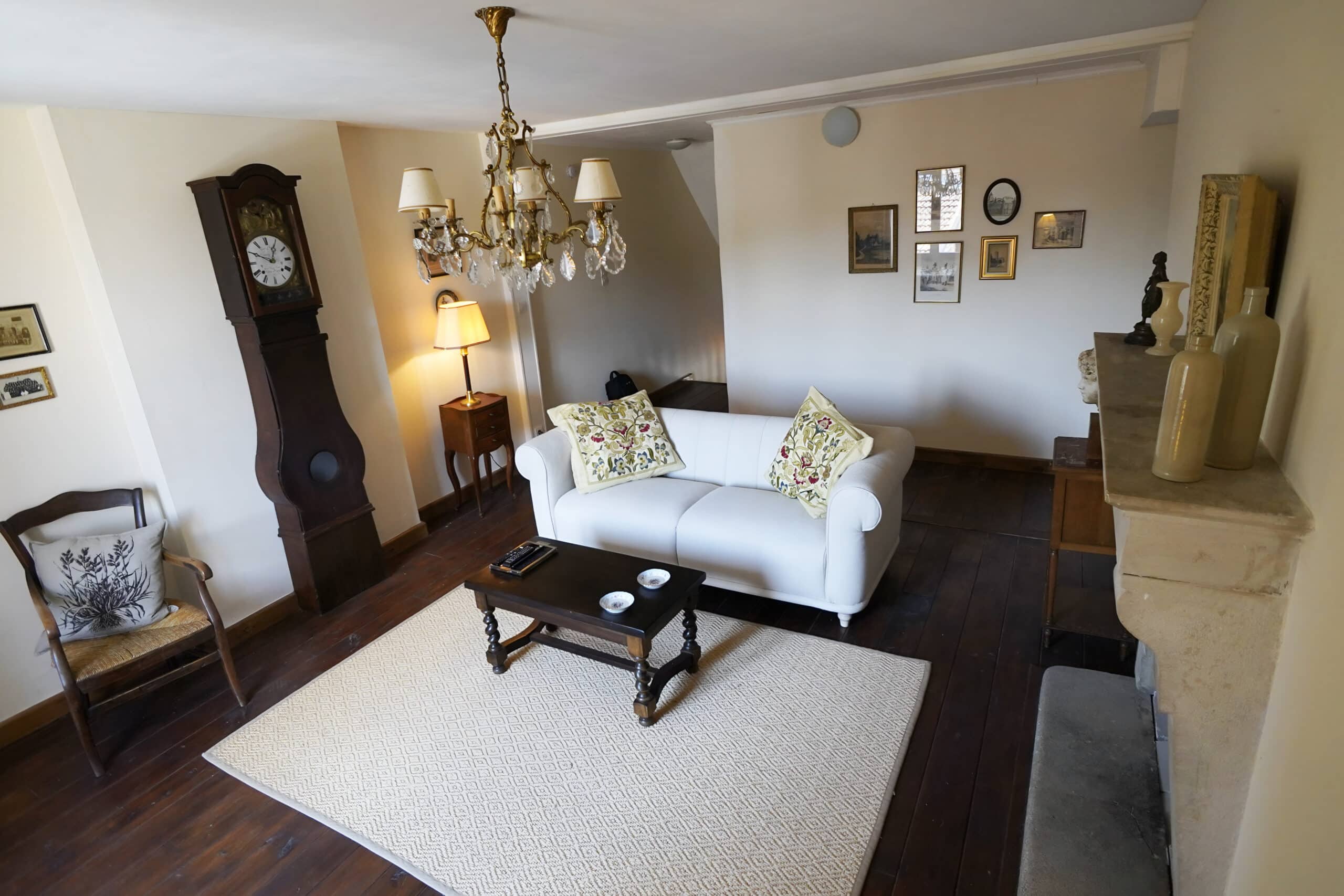 Fairytale Burgundy livingroom view, charity auction travel packages, vacation fundraising, travel fundraising, fundraising ideas, charity ideas, silent auction items, travel fundraising events