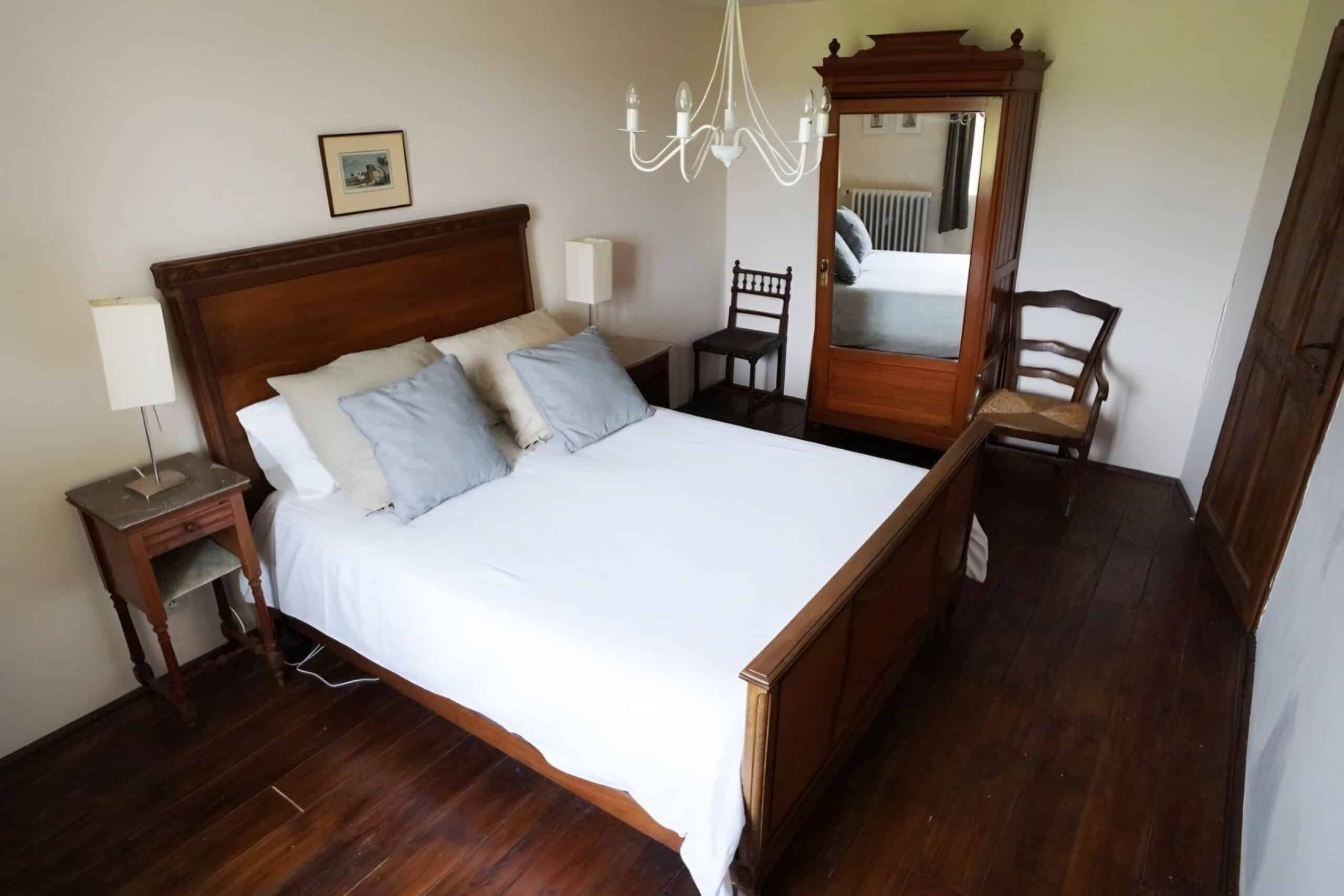 bedroom in Fairytale Burgundy, charity auction travel packages, vacation fundraising, travel fundraising, fundraising ideas, charity ideas, silent auction items, travel fundraising events