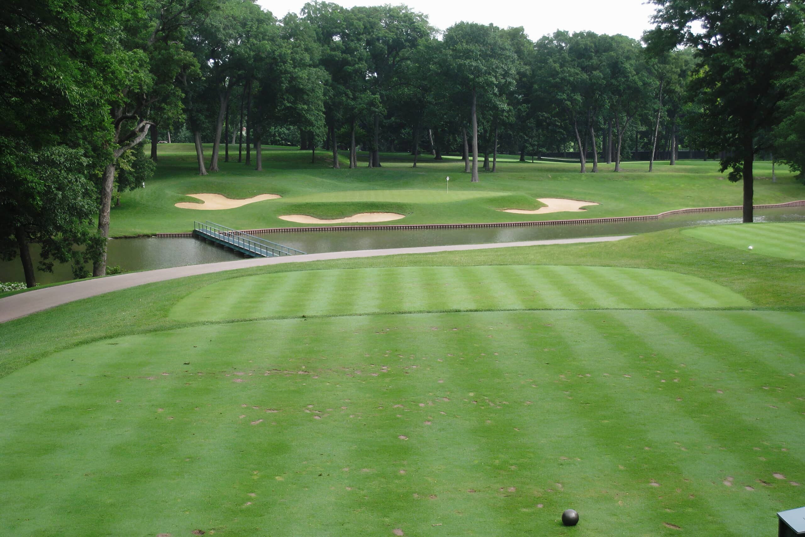 golf course with river, charity auction travel packages, vacation fundraising, travel fundraising, fundraising ideas, charity ideas, silent auction items, travel fundraising events